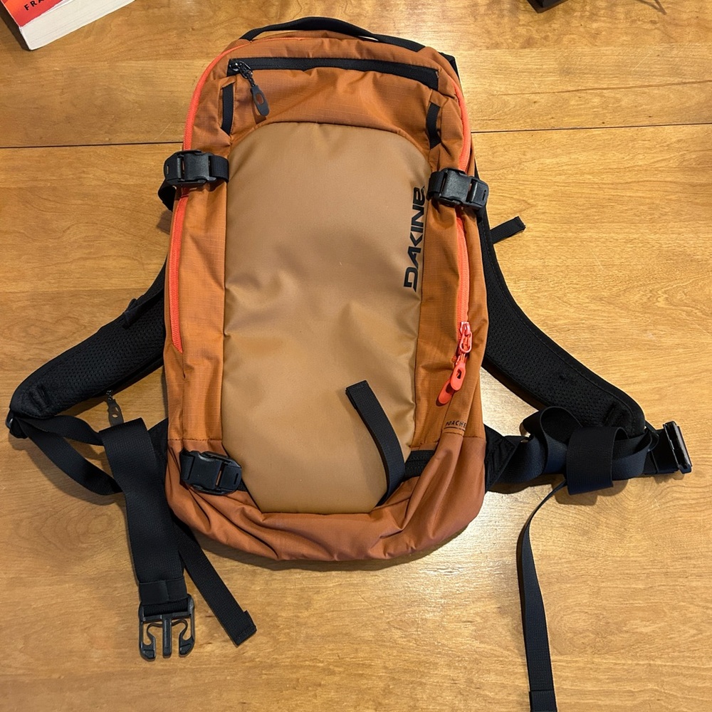 NWOT Skiing Backpack
